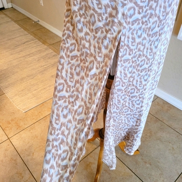 Victoria's Secret Silk Y2K Blue Cream and White Leopard Print Maxi Slip Dress - Picture 8 of 9